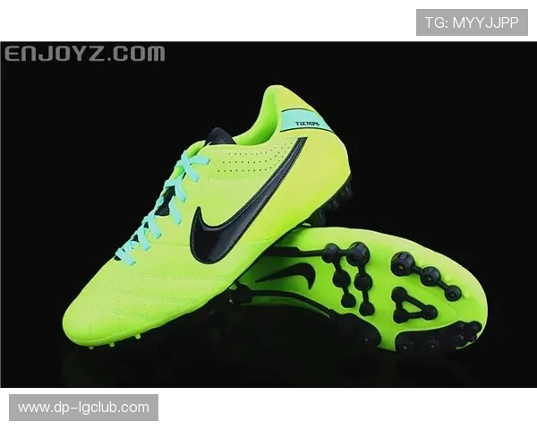耐克足球钉鞋新款价格分析及性价比评测